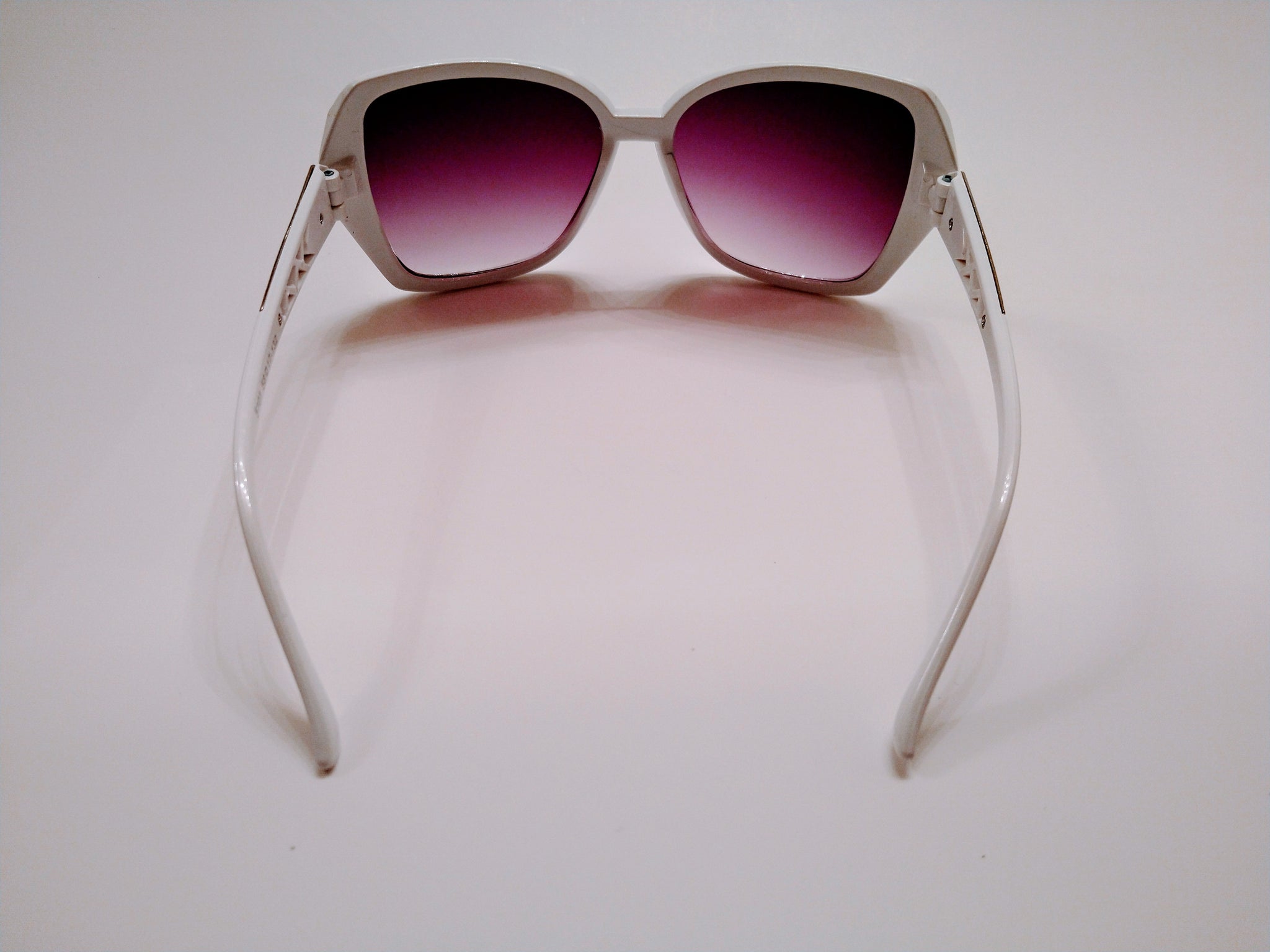 White sunglasses - HPK Personalized Products and more