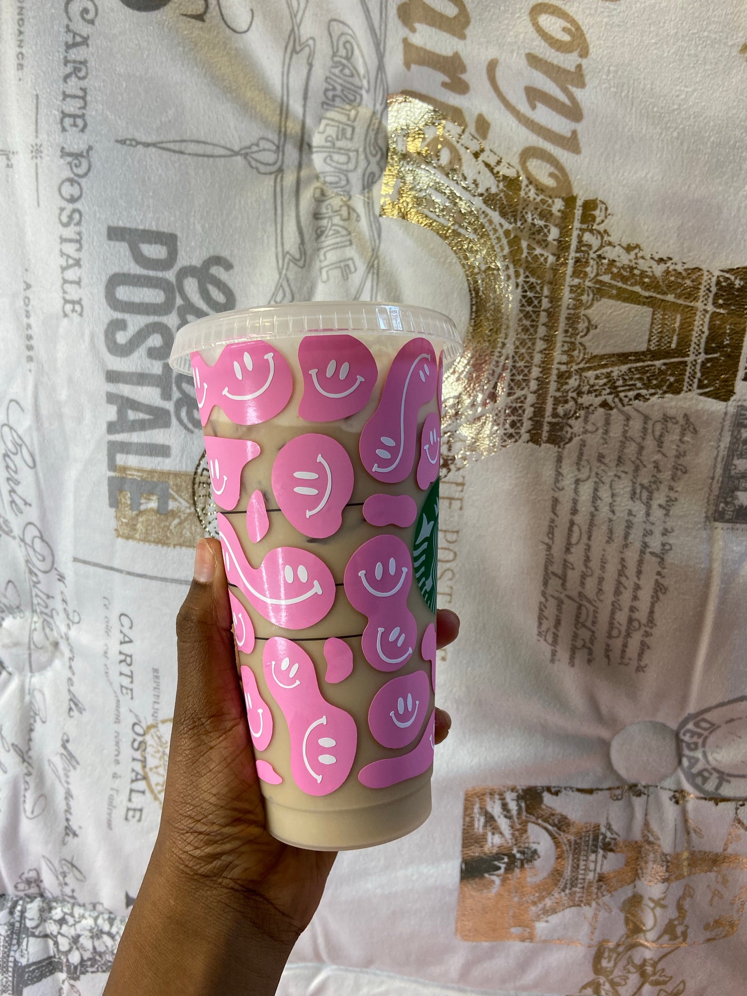 Pink Happy Face Cup Smiley Tumbler Happy Starbucks Cup -   Starbucks  cup design, Starbucks cup art, Custom starbucks cup